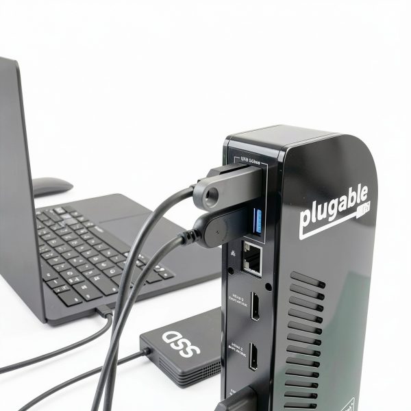Plugable Triple Display USB‑C Dock 13‑Port 100W Power-5